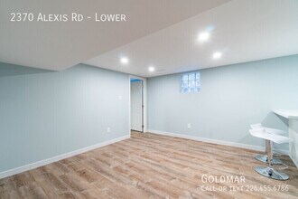 2370 Alexis Rd in Windsor, ON - Building Photo - Building Photo