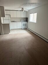 831 Sleepy Hollow Rd in Castle Shannon, PA - Building Photo - Building Photo