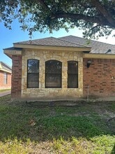 1803 S Horse St, Unit 2,4 in Pharr, TX - Building Photo - Building Photo