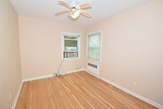 197-10 Hiawatha Ave in Queens, NY - Building Photo - Building Photo