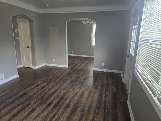32470 Donnelly St in Garden City, MI - Building Photo - Building Photo
