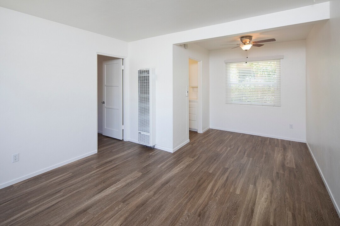 960 Opal St in San Diego, CA - Building Photo