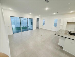 12585 Clear Sapphire Dr in Winter Garden, FL - Building Photo - Building Photo