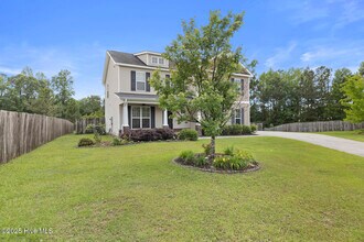 302 First Post Rd in Jacksonville, NC - Building Photo - Building Photo