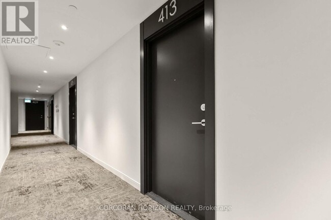 7437 Kingston Rd in Toronto, ON - Building Photo - Building Photo