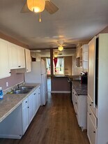 2116 N Riverside Dr, Unit 2 Bedroom Condo in Fort Worth, TX - Building Photo