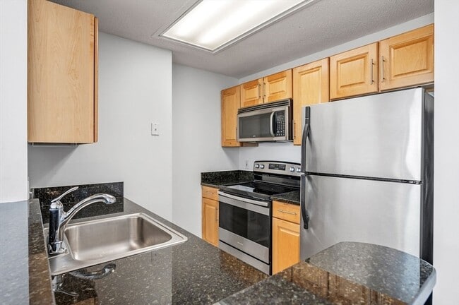 169 Monsignor, Unit 511 in East Cambridge, MA - Building Photo - Building Photo