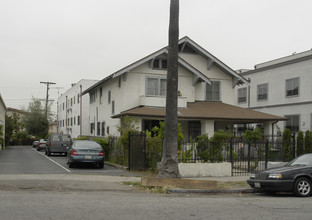 1758 N Kingsley Dr in Los Angeles, CA - Foto de edificio - Building Photo