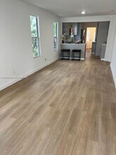 81 NW 44th St in Miami, FL - Building Photo - Building Photo