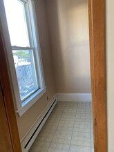 96 Bennington St, Unit 2 in Boston, MA - Building Photo - Building Photo