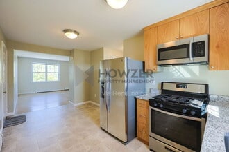 91 Louis St in Barnstable, MA - Building Photo - Building Photo