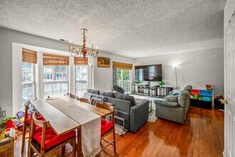 19 Walnut St in Jersey City, NJ - Building Photo - Building Photo