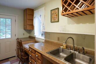 288 Goldthwaite Rd in Northbridge, MA - Building Photo - Building Photo