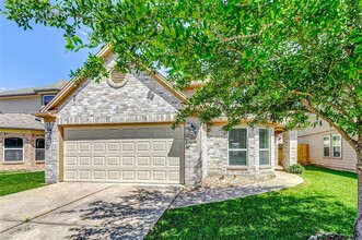 15627 S Fall Fern Cir in Houston, TX - Foto de edificio - Building Photo