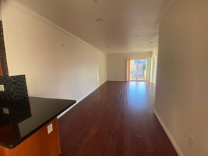 332 S Virgil Ave in Los Angeles, CA - Building Photo - Building Photo