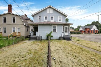 2229-2231-2231 E 5th Ave in Columbus, OH - Building Photo - Building Photo