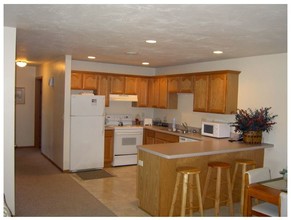 Amanda Lane Luxury Apartment Homes in Sheboygan, WI - Building Photo - Building Photo