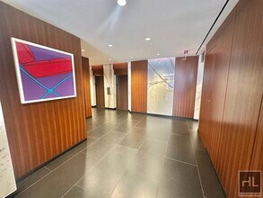 SUNNY ONE BEDROOM IN HEART OF UNION SQUARE in New York, NY - Building Photo - Building Photo
