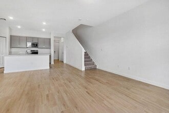 4159 Lagoon Shore Dr in Greenacres, FL - Building Photo - Building Photo