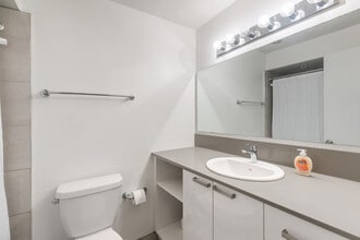 254 E 12th Ave, Unit SI ID1051851P in Vancouver, BC - Building Photo - Building Photo