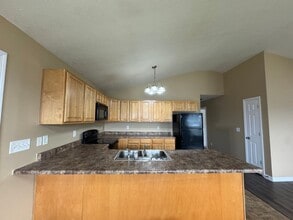 125 Perdez Ct in Bowling Green, KY - Building Photo - Building Photo