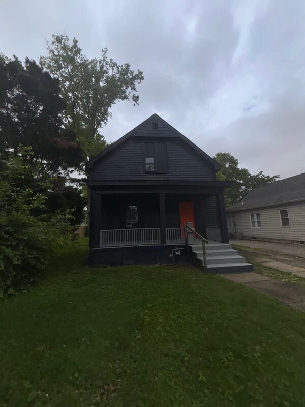 property at 519 S New York Ave
