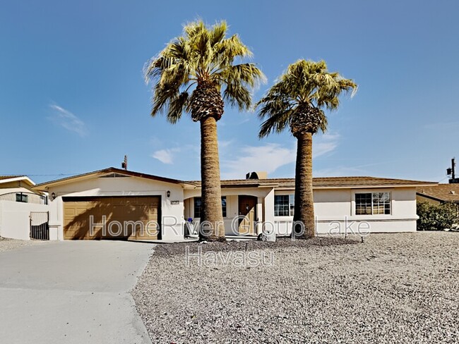 3282 Kiowa Blvd S in Lake Havasu City, AZ - Building Photo - Building Photo