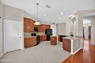 13175 Tom Morris Dr in Jacksonville, FL - Building Photo - Building Photo