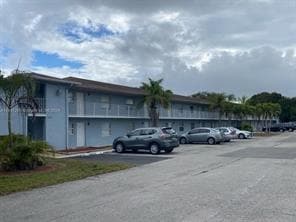 property at 617 Ixoria Ave