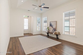237 Twin Meadow Ln in Lafayette, LA - Building Photo - Building Photo