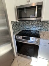 710 Bayou Ave in Tarpon Springs, FL - Building Photo - Building Photo