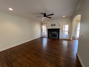 1096 Long Leaf Lake Dr in Helena, AL - Building Photo - Building Photo