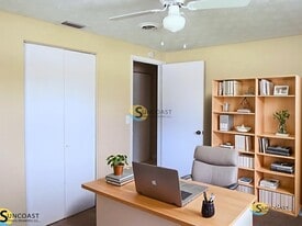 454 Gano Ct in Orange Park, FL - Building Photo