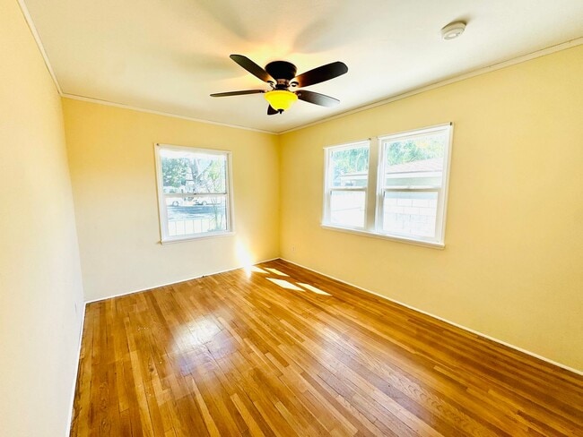 13024 7th St in Chino, CA - Foto de edificio - Building Photo