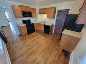 3323 14th Ave in Kenosha, WI - Building Photo - Building Photo