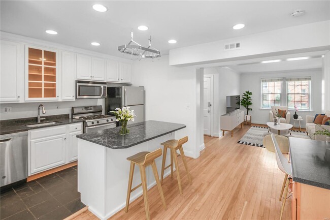 property at 827 Westwood Dr