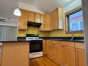 3714 S Hermitage Ave in Chicago, IL - Building Photo - Building Photo