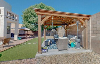 4315 Rancho Redondo NW in Albuquerque, NM - Building Photo - Building Photo