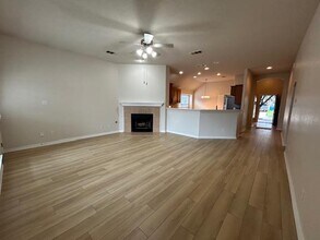 19321 Gale Meadow Dr in Pflugerville, TX - Building Photo - Building Photo