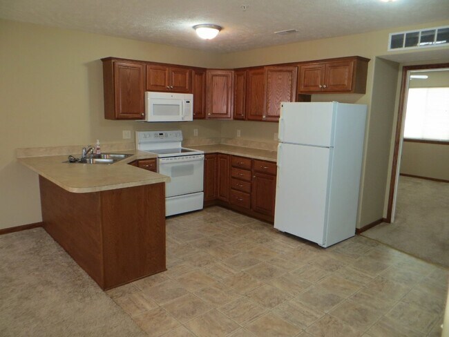 2619 Laverna St in Fremont, NE - Building Photo - Building Photo