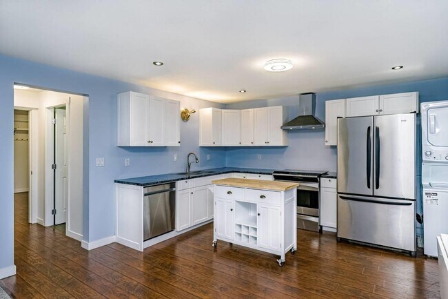 32971 Hawthorne Ave in Mission, BC - Building Photo - Building Photo