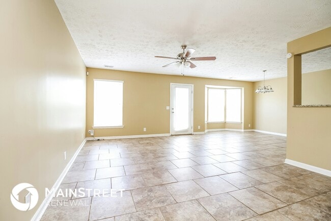 2628 River Meade Way in Nashville, TN - Foto de edificio - Building Photo