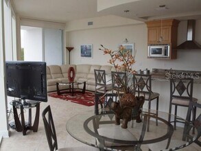 1375 Beach Rd in Englewood, FL - Building Photo - Building Photo