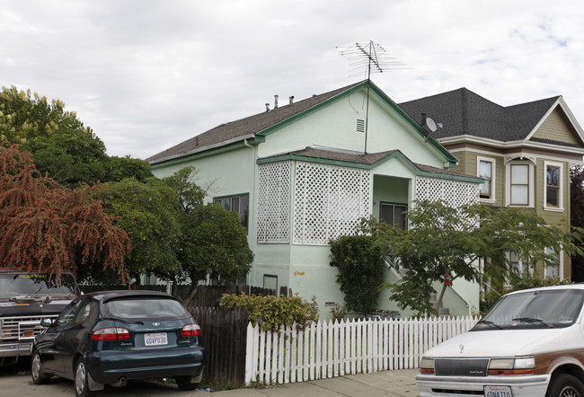 832 Florida St in Vallejo, CA - Building Photo - Building Photo