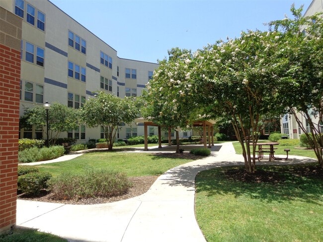 property at 703 N San Marcos