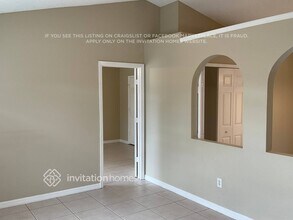 1164 St Tropez Ct in Kissimmee, FL - Foto de edificio - Building Photo