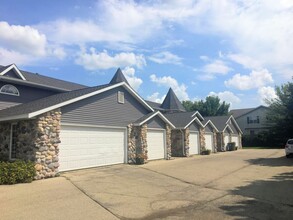 East Pass Apartments in Madison, WI - Building Photo - Interior Photo