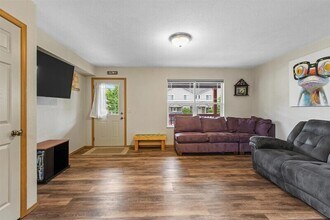 4938 Potter Park Loop in Missoula, MT - Building Photo - Building Photo