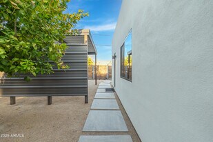 2029 N 9th St in Phoenix, AZ - Building Photo