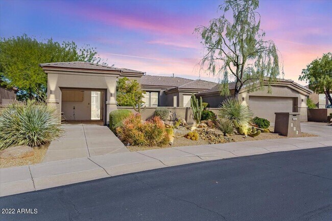 7974 E Evening Glow Dr in Scottsdale, AZ - Foto de edificio - Building Photo